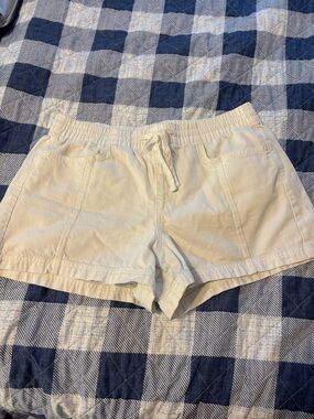Universal Thread White Drawstring Lounge Shorts